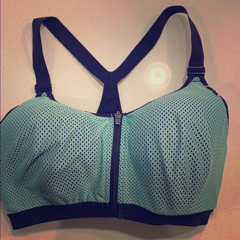 VS Sports Bra